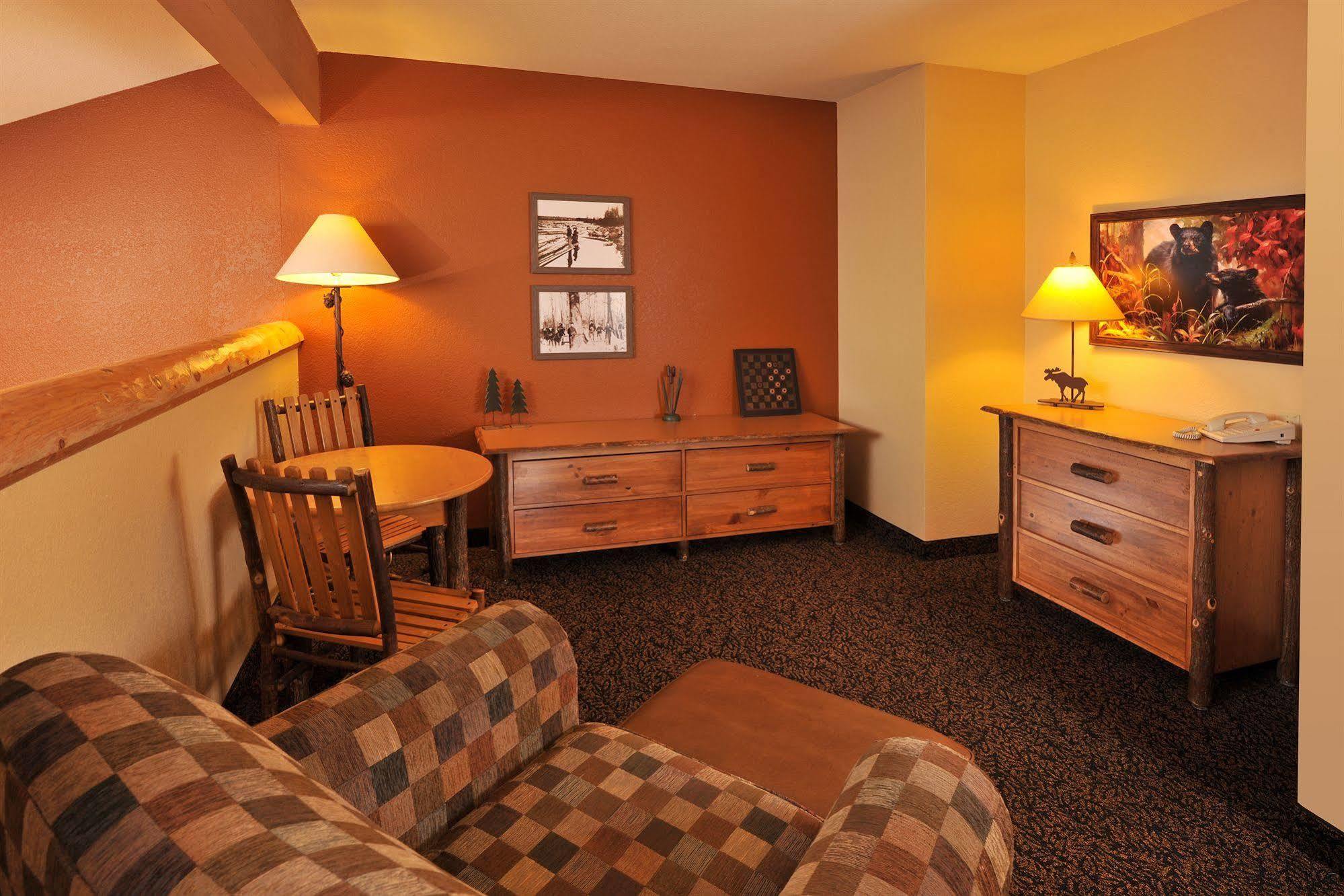 Grand Lodge Hotel Wausau - Rothschild Exterior photo